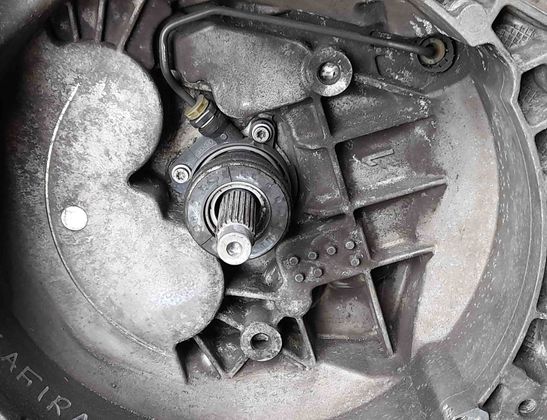 OPEL Zafira B (2005-2010) pārnesumkārba MZ4,M32,55561224,5700045,55186623,55192042,55194293,24459782,55559973,93191622 32579919