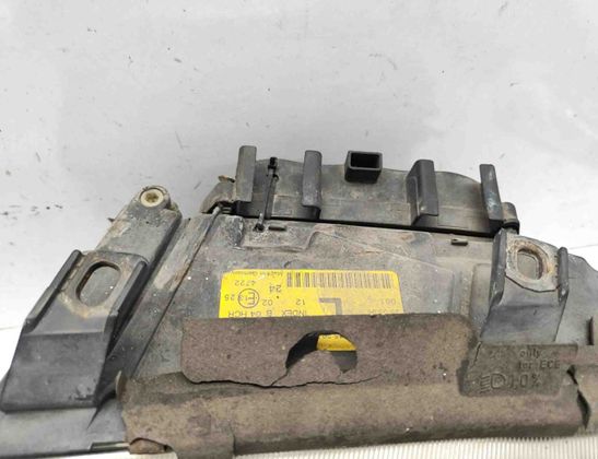 AUDI A4 B5/8D (1994-2001) Front Left Headlight 8D0941003E 29807132