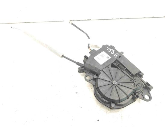 BMW X1 F48/F49 (2015-2023) Доводчик задней крышки 16367210,UA737400609 30098402