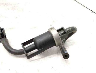 AUDI A4 B7/8E (2004-2008) Fuel return pipe 32592797