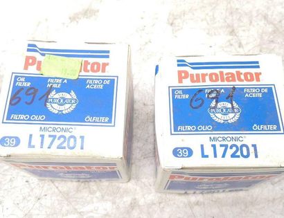 BMW 3 Series E30 (1982-1994) Eļļas filtra turētājs L17201 32796374