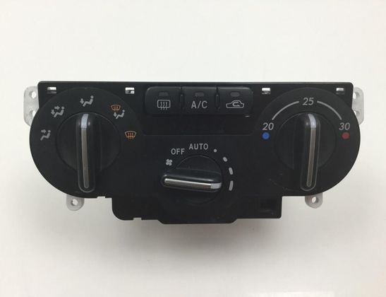 SUBARU Impreza 2 generation (2000-2007) Climate Control Unit 3B45234700 32844150