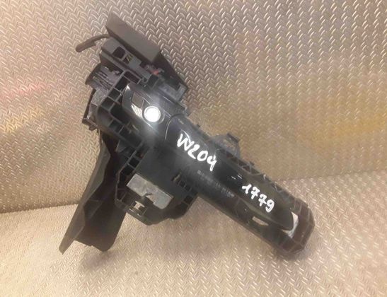 MERCEDES-BENZ C-Class W204/S204/C204 (2004-2015) Priekšējo labo durvju ārējais rokturis 2047600634,a2047600634 11426136