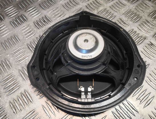 MERCEDES-BENZ C-Class W204/S204/C204 (2004-2015) Front Right Door Loudspeaker 2048201902,A2048201902 25219565