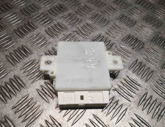 MERCEDES-BENZ C-Class W204/S204/C204 (2004-2015) Pārkingsensoru vadības bloks 2049009201,A2049009201 27574867