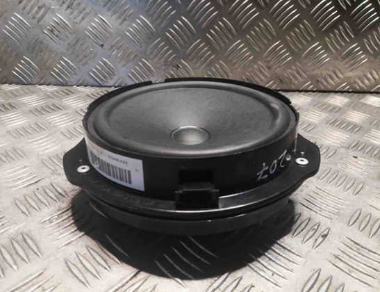 MERCEDES-BENZ E-Class W212/S212/C207/A207 (2009-2016) Aizmugurējo labo durvju skaļrunis 2048201902,A2048201902 28231135