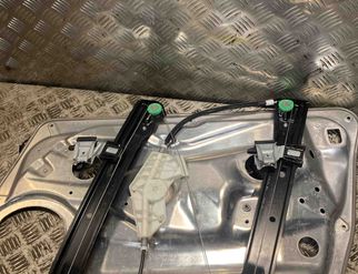 MERCEDES-BENZ C-Class W204/S204/C204 (2004-2015) Front Left Door Window Regulator 2048204102,A2048204102 28242249