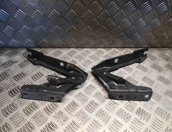 BMW 5 Series E60/E61 (2003-2010) Bonnet Hood Hinge Set 7008728,7008727 32398169
