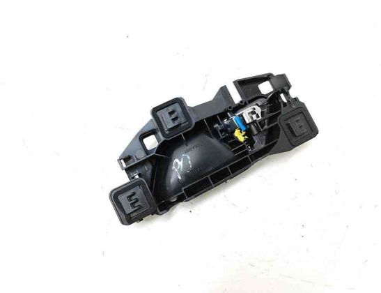 PEUGEOT 208 Peugeot 208 (2012-2015) Labais aizmugures iekšējais atvēršanas rokturis 98201552 30551351