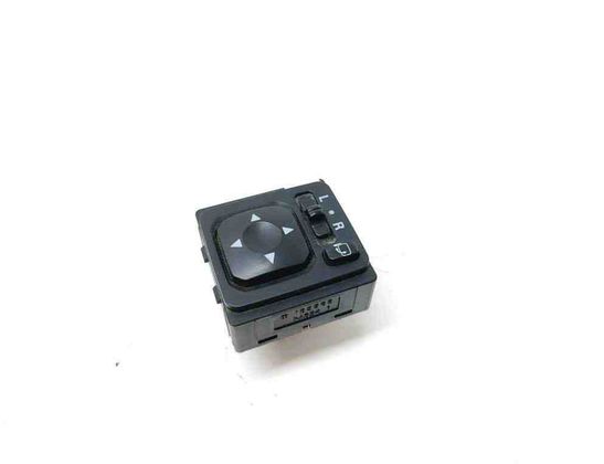 CITROËN C-Crosser 1 generation (2007-2013) Mirror adjustment switch 183569 30569086