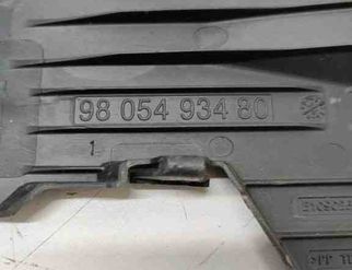 PEUGEOT 508 1 generation (2010-2020) Fuse Box Cover 9805493480 30797858