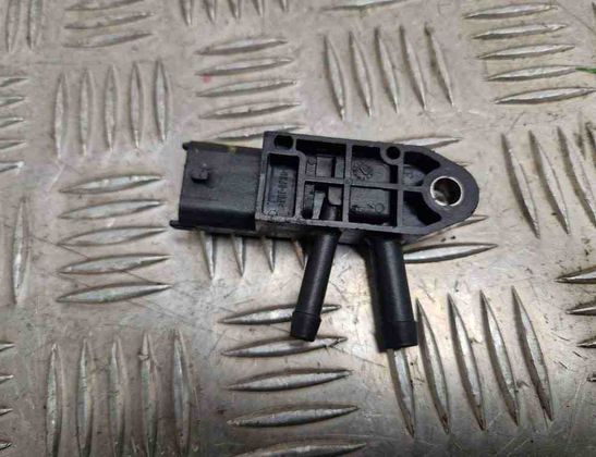 RENAULT Scenic 3 generation (2009-2015) DPF Pressure Sensor 227702184R 31051082