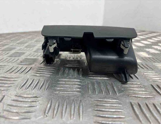 PEUGEOT 208 Peugeot 208 (2012-2015) USB 9674655277 31450136