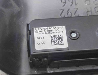 MERCEDES-BENZ GLE W166 (2015-2018) Облицовка переднего левого зеркала A1668212236 26324857