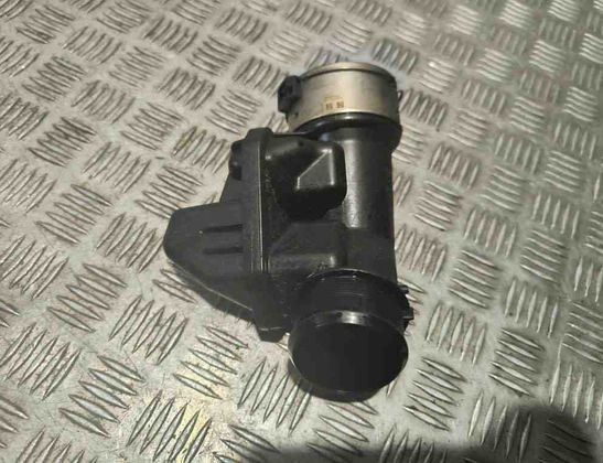 VOLVO XC90 1 generation (2002-2014) шланг радиатора интеркулера 31422061 30649209