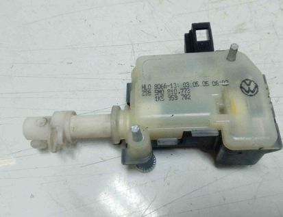 VOLKSWAGEN Golf Plus 1 generation (2004-2009) Fuel Tank Cover Lock 5M0810773 27553578