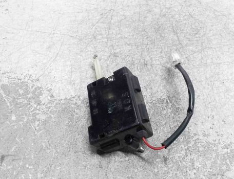 CHEVROLET Captiva 1 generation (2006-2018) Доводчик задней крышки 96491181 27608509