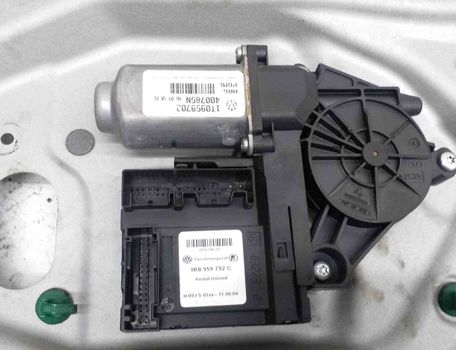 VOLKSWAGEN Caddy 3 generation (2004-2015) Front Right Door Window Regulator 1T0959702 27621859