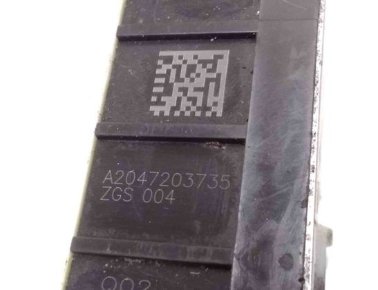 MERCEDES-BENZ C-Class W204/S204/C204 (2004-2015) Priekšējo kreiso durvju slēdzene A2047203735 27630028