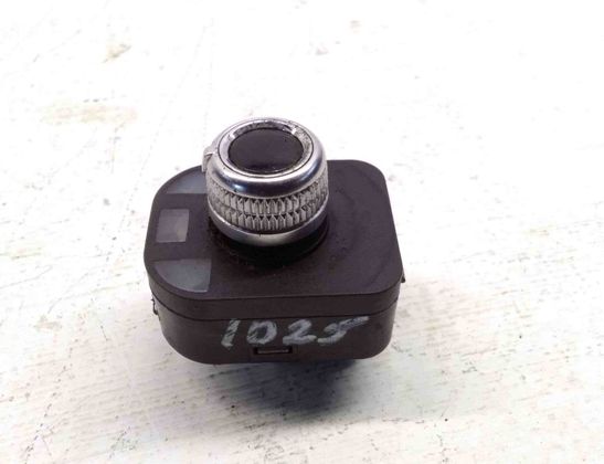 AUDI A4 B8/8K (2011-2016) Переключатель регулировки зеркала 8K0959565F 27632505