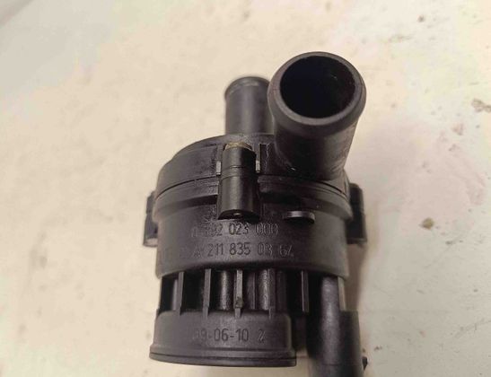MERCEDES-BENZ CLS-Class C219 (2004-2010) Circulation Water Motor A2118350364 27652371