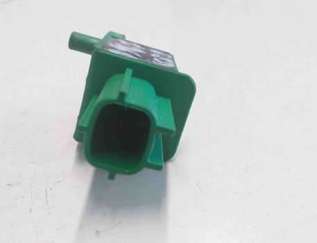 VOLKSWAGEN Touran 1 generation (2003-2015) Right Side Impact Sensor 5M0909606A 28534236