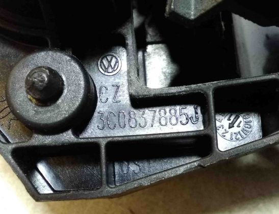 VOLKSWAGEN Passat B7 (2010-2015) Rear Left Door Exterior Handle 3C0837885J 28674538