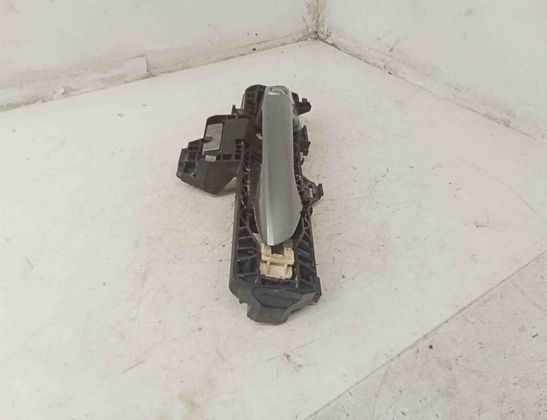 MERCEDES-BENZ C-Class W204/S204/C204 (2004-2015) Left Side Sliding Door Exterior Handle A2047600634 28684730