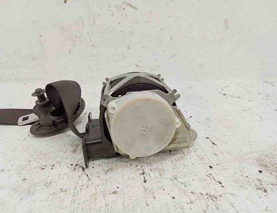 BMW 3 Series F30/F31 (2011-2020) Front Left Seatbelt 34078320C 31060852