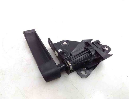 BMW X5 F15 (2013-2018) Bagāžas nodalījuma rokturis 7162149 31874081