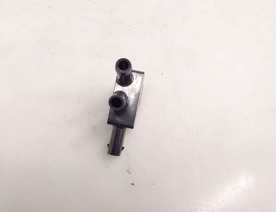 MERCEDES-BENZ C-Class W205/S205/C205 (2014-2023) DPF Pressure Sensor A0009056503 32952973