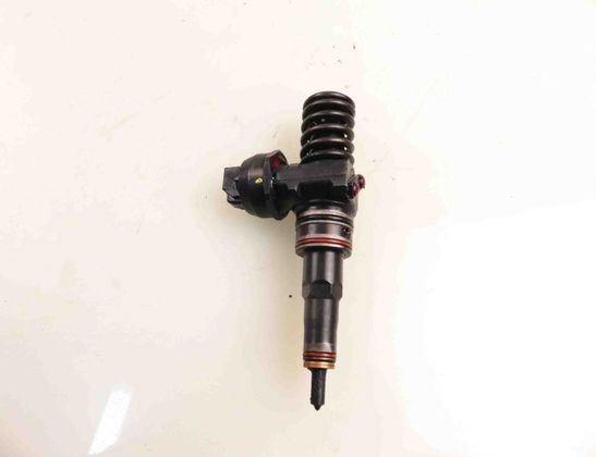 AUDI A4 B6/8E (2000-2005) Инжектор для масла 038130073AN,0414720209 31421841