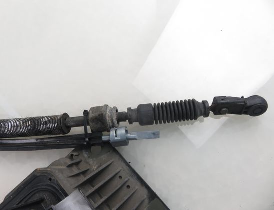 VOLKSWAGEN Golf 4 generation (1997-2006) Pārnesumu pārslēgšanas mehānisms 1J0713023 32791382