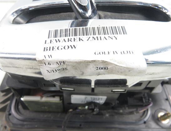 VOLKSWAGEN Golf 4 generation (1997-2006) Pārnesumu pārslēgšanas mehānisms 1J0713023 32791382