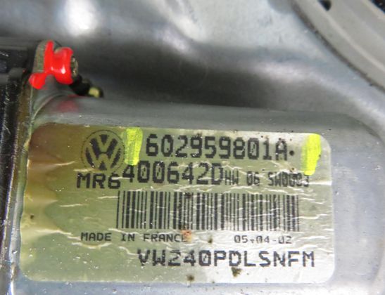 VOLKSWAGEN Polo 4 generation (2001-2009) Priekšējo labo durvju logu pacēlājs 6Q2959801A,6Q4837756 32791536