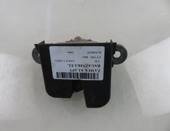 VOLKSWAGEN Golf 5 generation (2003-2009) Aizmugurējā bagāžnieka slēdzene 1K6827505C 32791918