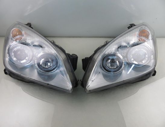 OPEL Astra H (2004-2014) Front Headlights Set 32839610