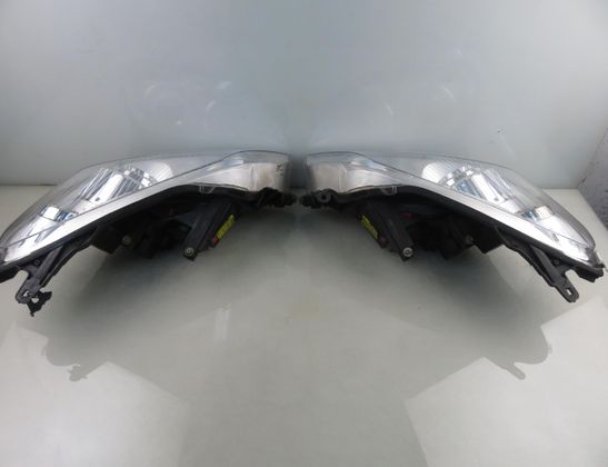 OPEL Astra H (2004-2014) Front Headlights Set 32839610