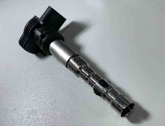 AUDI A3 8P (2003-2013) Augstsprieguma aizdedzes spole 06F905115F 30672651