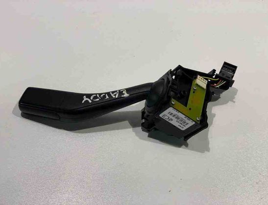 SEAT Leon 2 generation (2005-2012) Turn switch knob 1K0953513 30675725