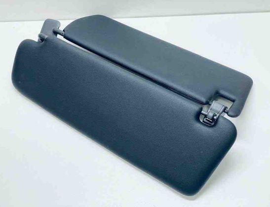 VOLKSWAGEN Touareg 2 generation (2010-2018) Защита от солнца правая 7P0857552 30687957