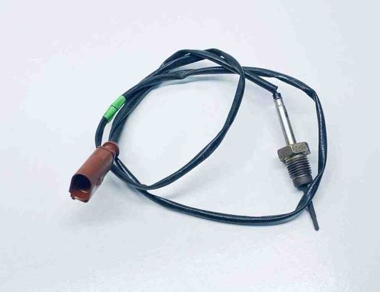 SEAT Leon 3 generation (2012-2020) Exhaust gas temperature sensor 04L906088AB 30689408