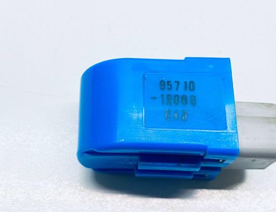 HYUNDAI Tucson 4 generation (2020-2023) Relays 957101R000 33003991