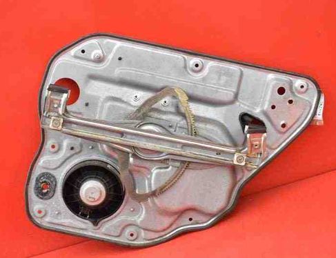 VOLVO S40 2 generation (2004-2012) Aizmugurējo kreiso durvju logu pacēlājs 8679081RH 22084777