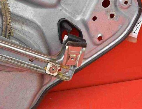 VOLVO S40 2 generation (2004-2012) Aizmugurējo kreiso durvju logu pacēlājs 8679081RH 22084777