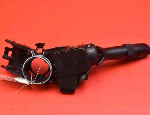 TOYOTA Avensis Verso 1 generation (2001-2003) Переключатель кнопок 17F373 22124897