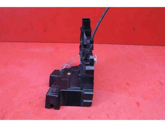 VOLVO V50 1 generation (2003-2012) Замок передней левой двери 30699787 25379384