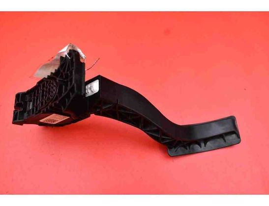 SKODA Octavia 3 generation (2013-2020) Throttle Pedal 5Q1723503H 31287071