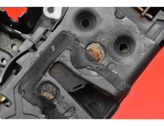 FORD Focus 2 generation (2004-2011) Замок передней левой двери 3M5A-R21813-ER 31497424