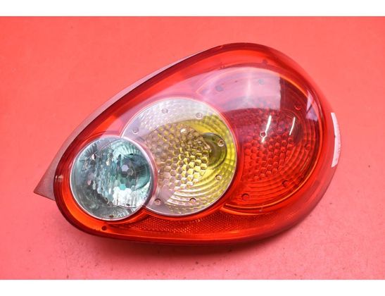 TOYOTA Aygo 1 generation (2005-2014) Rear Right Taillight Lamp 32737652